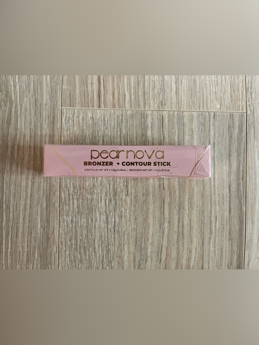 NIB PEAR NOVA Bronzer + Contour Stick Full Size (5.2 g) Light
